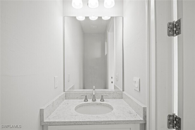 Building Photo - 28041 Captiva Shell Lp