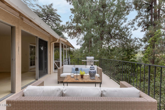 Building Photo - 5209 Alta Canyada Rd