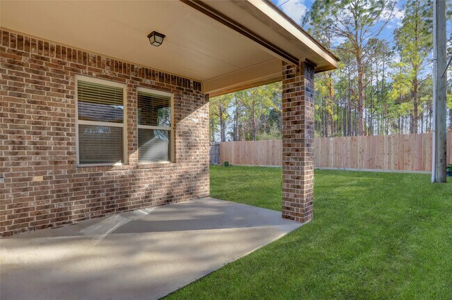 Building Photo - 624 Pedernales St