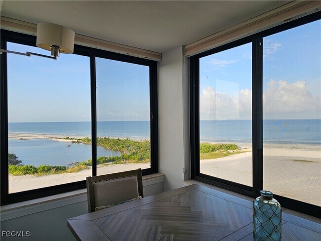 Building Photo - 6672 Estero Blvd