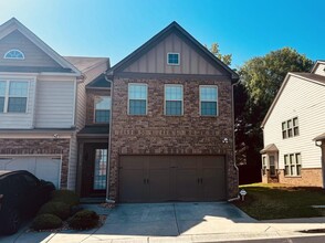 Building Photo - 2214 Spicy Pine Ln