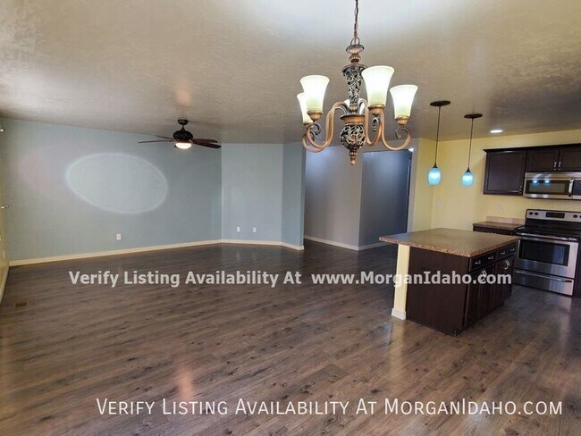 Building Photo - 10627 Pipevine Dr