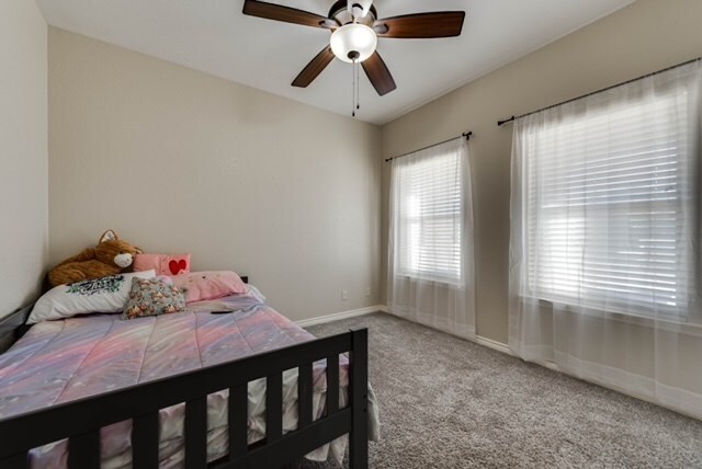 Building Photo - 7603 Canterbury St