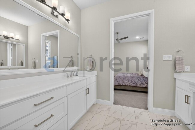 Building Photo - 7313 Zachery Dr