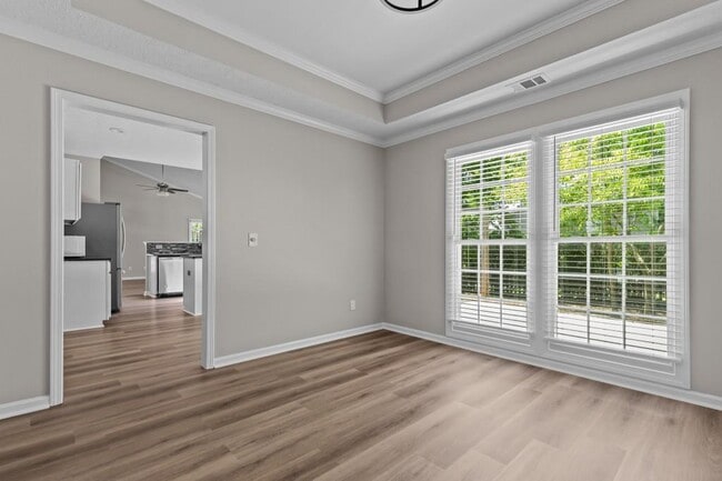 Building Photo - 4050 River Green Pkwy