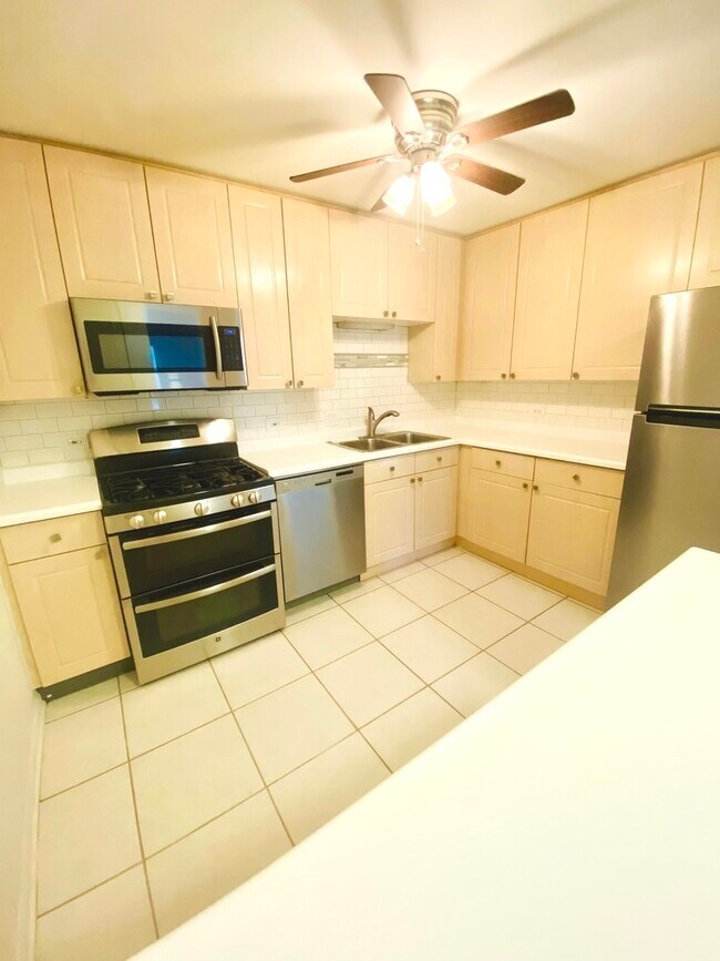 Building Photo - 1149 Miller Ln