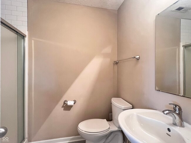 Building Photo - 3332 Decker Ridge Dr