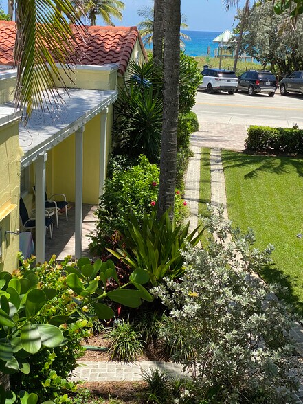 Building Photo - 88 S Ocean Blvd