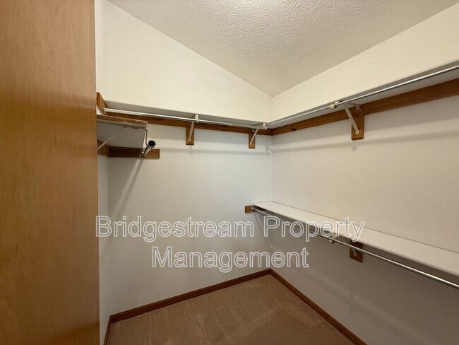 Building Photo - 2627 Gentle Wind Point