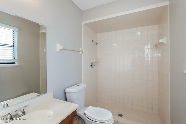 Building Photo - 301 North St