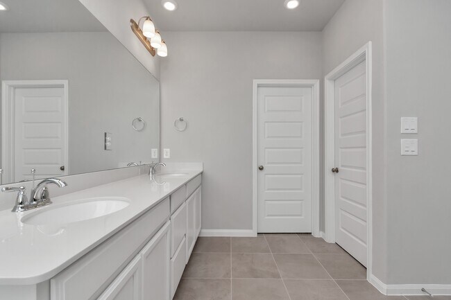 Building Photo - 1526 Parkland Oak Dr