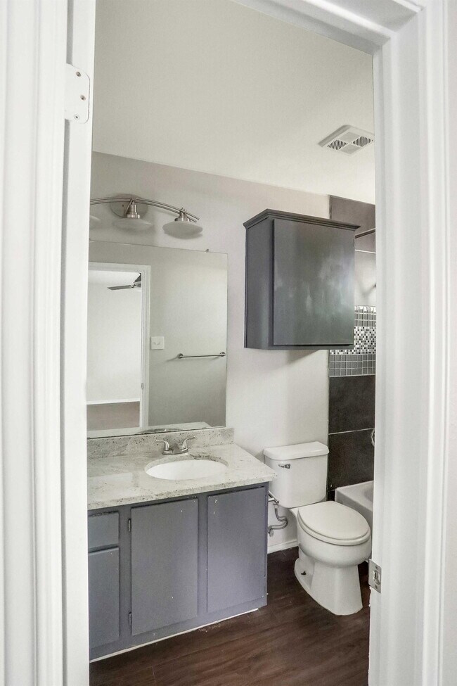Building Photo - 9614 Nightjar Dr