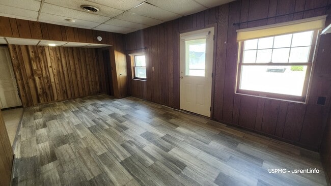 Building Photo - 3406 Van Hook Ave
