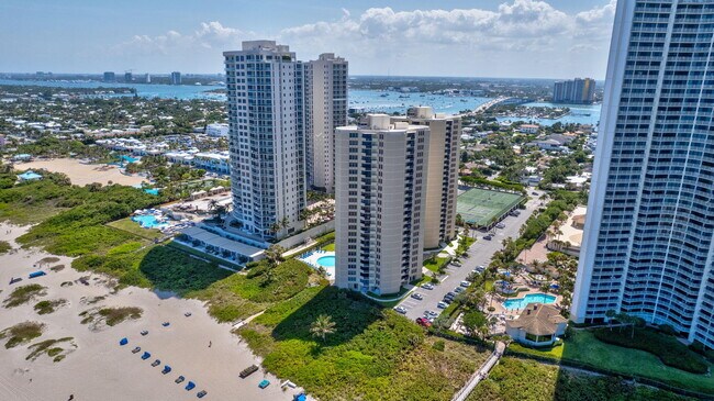Building Photo - 2800 N Ocean Dr