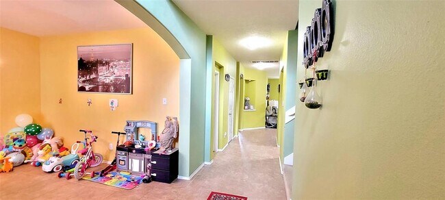 Building Photo - 17227 Bedford Pass Dr