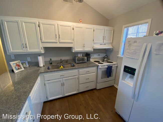 Building Photo - 3 br, 2 bath House - 350 Christman Drive