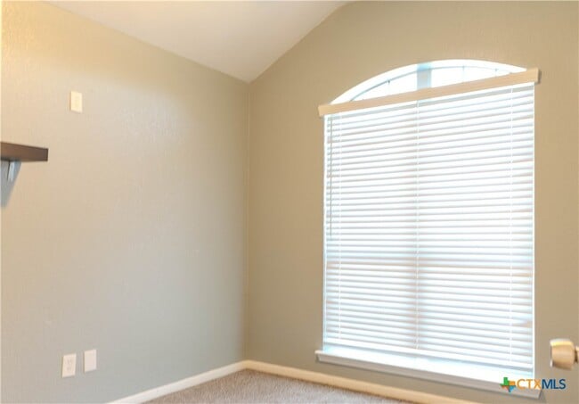 Building Photo - 4101 Whispering Oak Dr