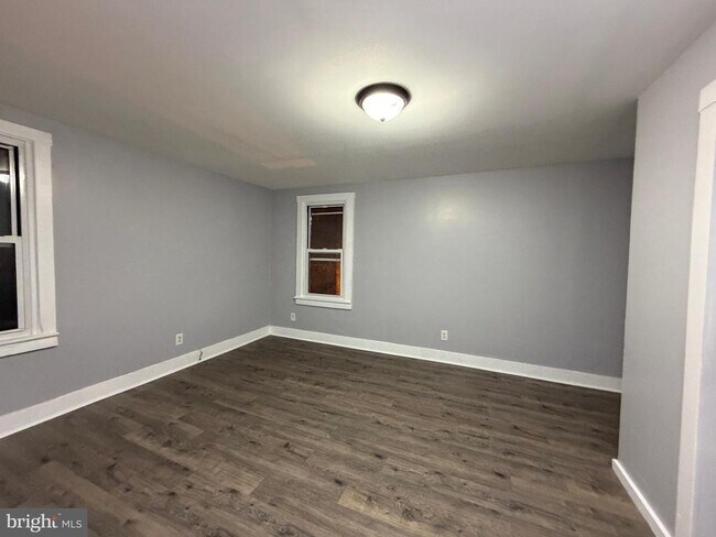 Building Photo - 144 Washington St