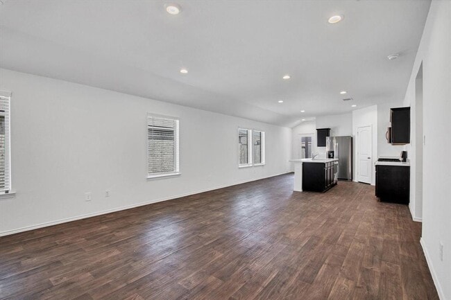 Building Photo - 2439 Moraine Vly Dr
