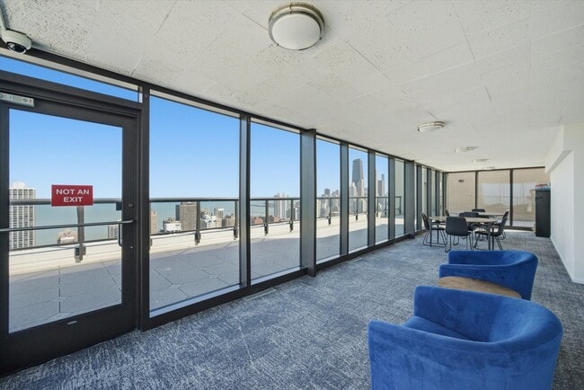 Building Photo - 1560 N Sandburg Terrace
