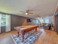 Building Photo - 1044 Seminole Dr