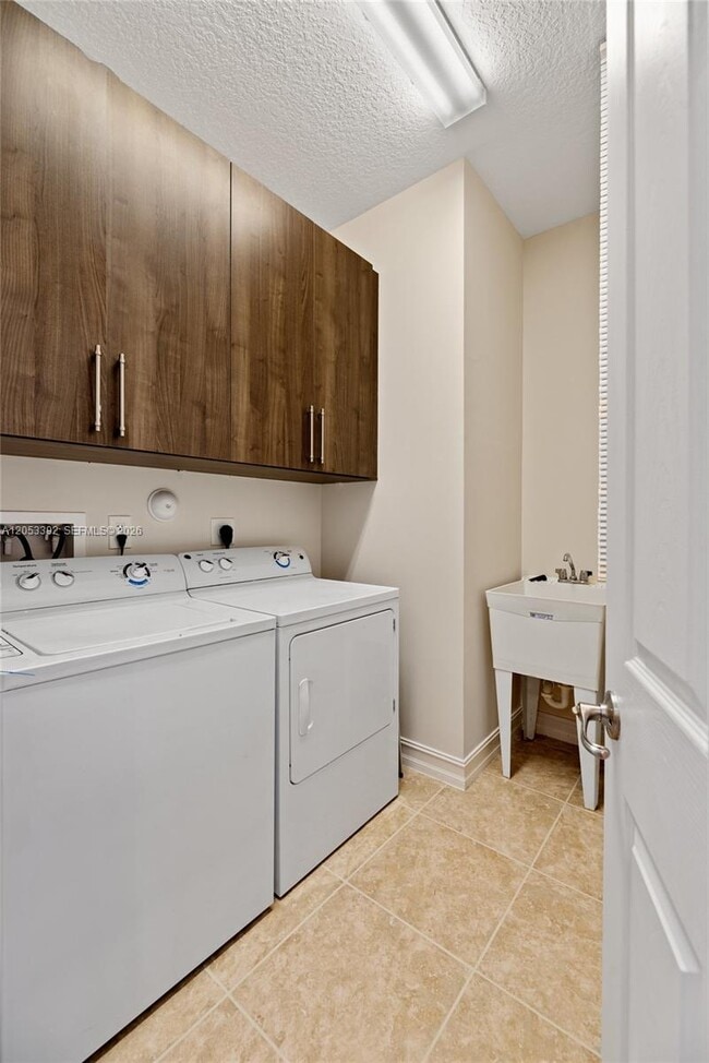 Building Photo - 14609 White Jade Terrace