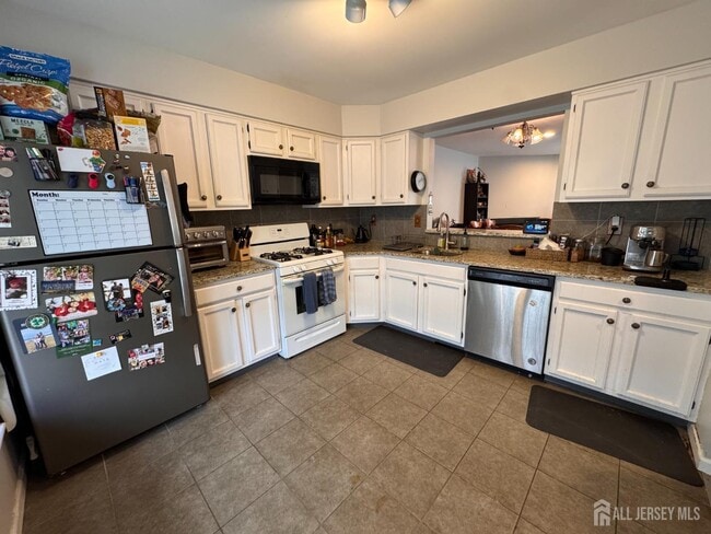 Building Photo - 337 Smithwold Rd