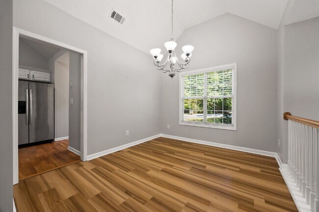 Building Photo - Spacious 3BR/3BA + 2 Bonus Rooms | $2,500/...