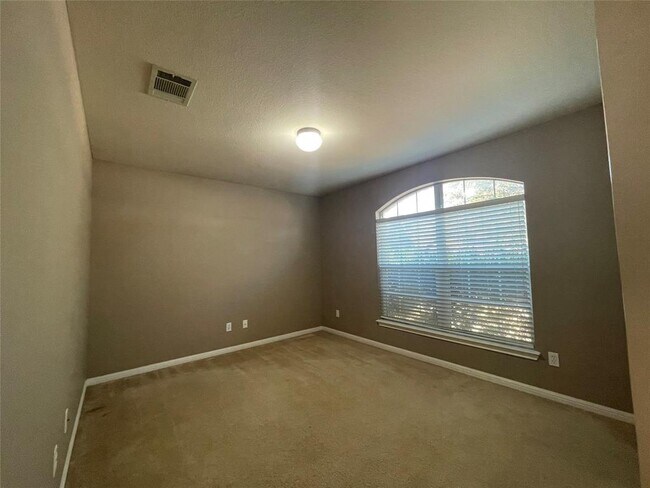 Building Photo - 7820 Little Deer Trail