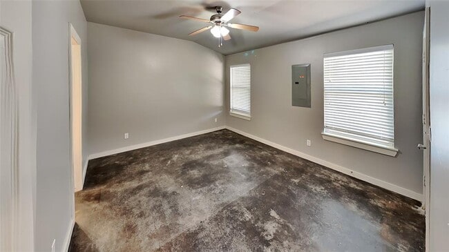 Building Photo - 11153 NW 5th Terrace