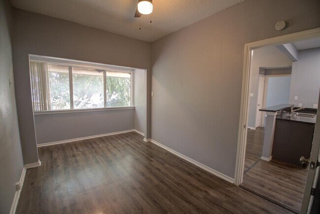 Building Photo - 2606 Rio Grande St