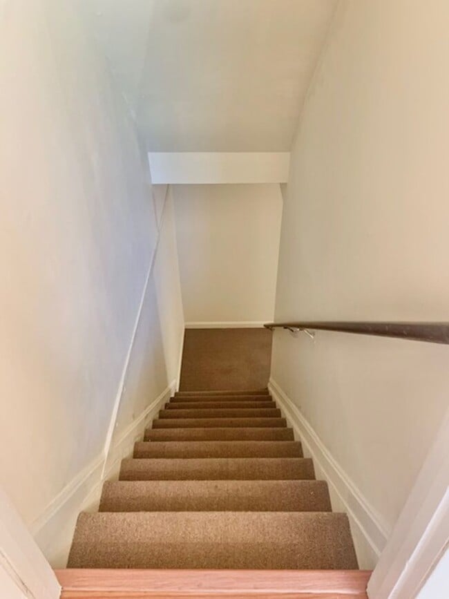 Building Photo - Welcome home!