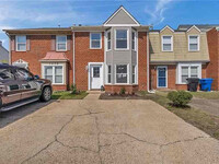 Building Photo - 1376 Battleford Dr
