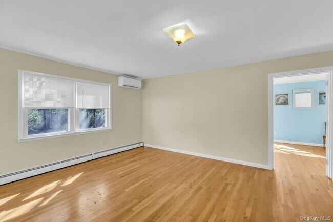 Building Photo - 13 Argonne Rd W
