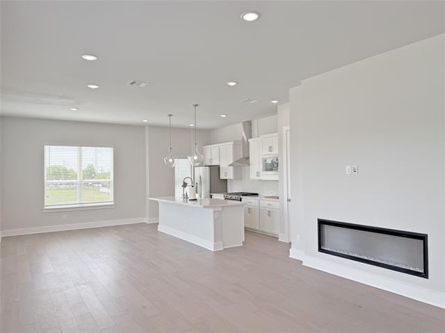 Building Photo - 909 Ash Rd