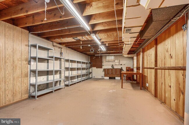 Building Photo - 112 Springside Dr