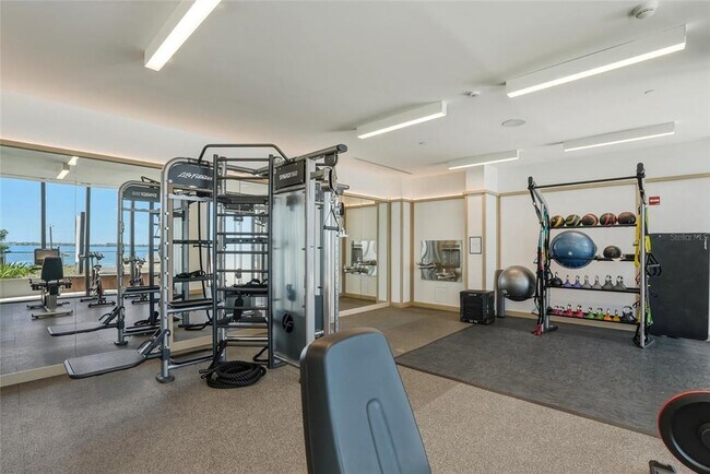 Building Photo - 3101 Bayshore Blvd