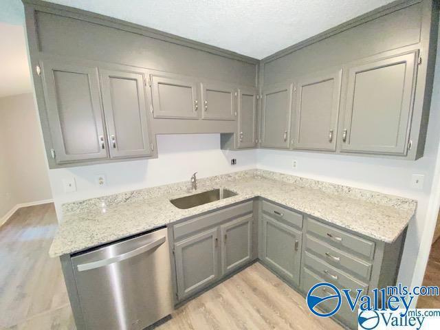 Building Photo - 208 Evalyn St