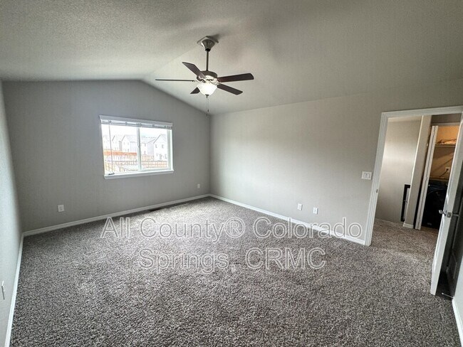 Building Photo - 6471 Weiser Dr