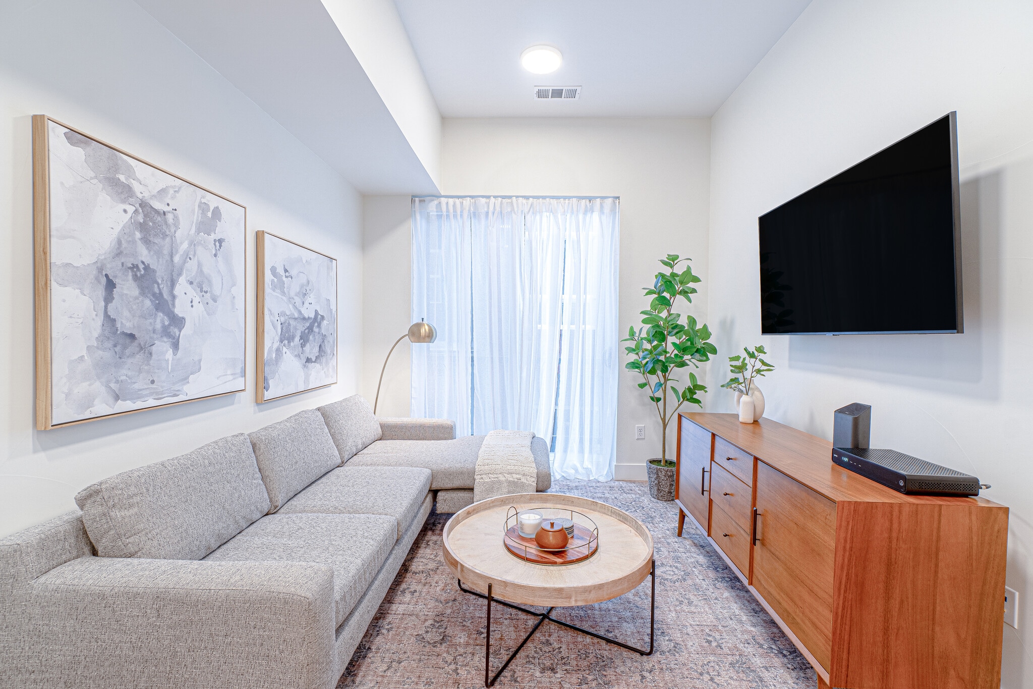 Building Photo - 2876 W 53rd Ave