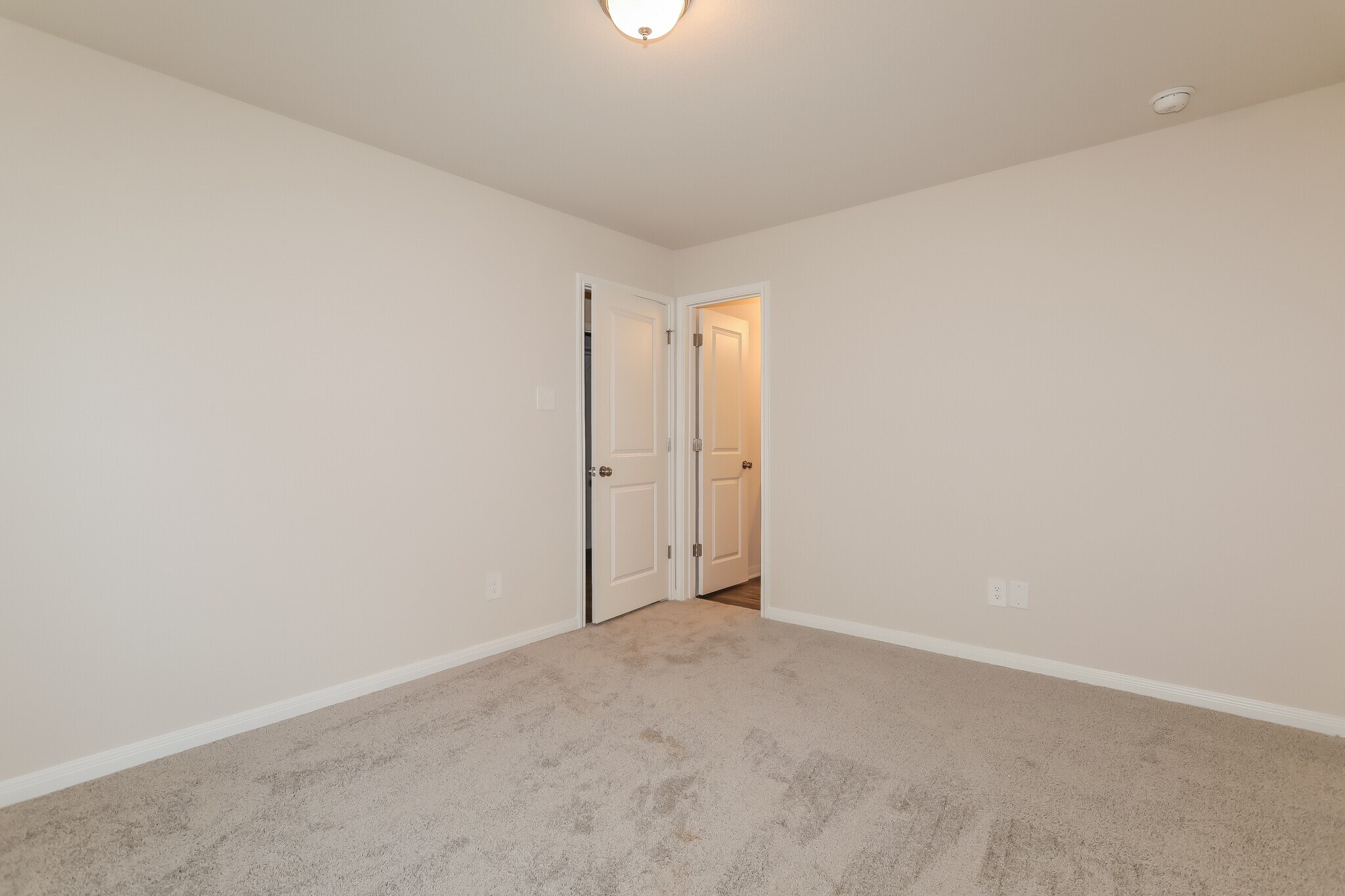 Building Photo - 14191 Green Wing Cir