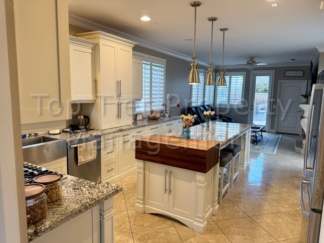 Building Photo - ***Carlsbad Beach House - 3 bed / 2.5 bath...