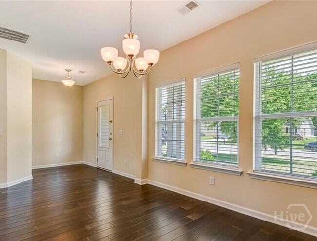 Building Photo - 495 Stonebridge Cir
