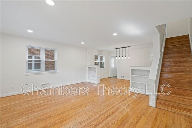 Building Photo - 4411 Harrison St NW