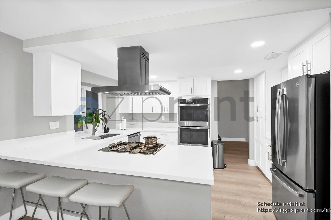 Building Photo - 23693 Cadenza Dr