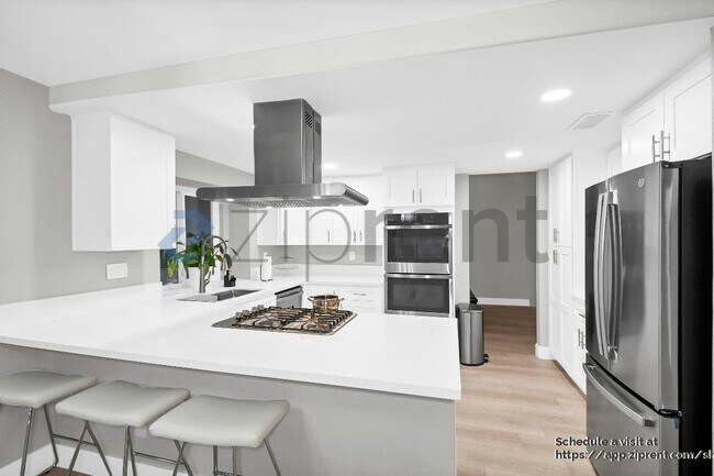 Building Photo - 23693 Cadenza Dr