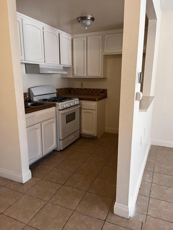 Building Photo - 38710 10th St E