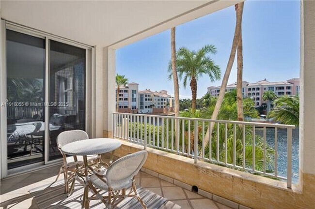 Building Photo - 705 Crandon Blvd