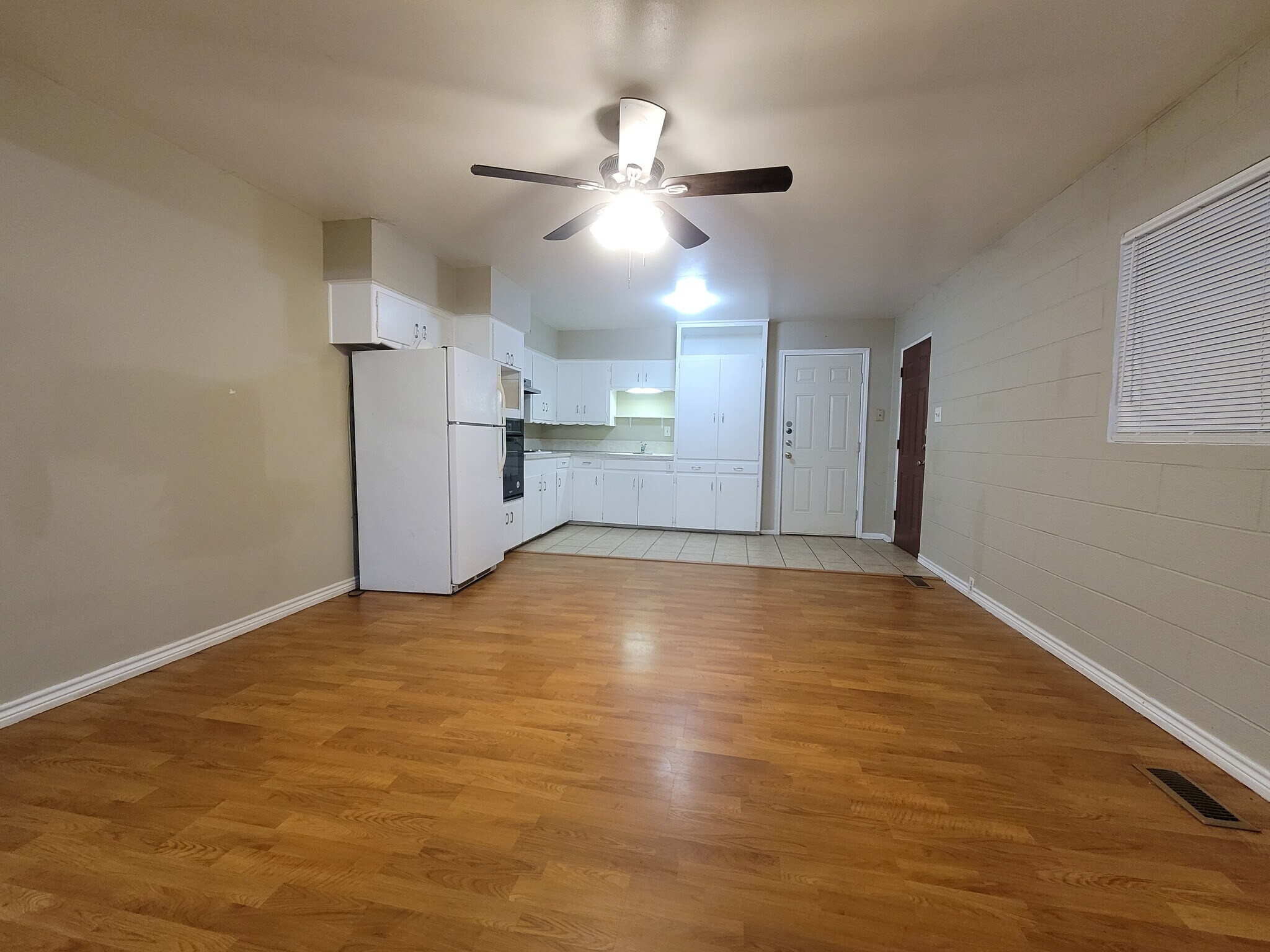 Building Photo - 703 Booker St