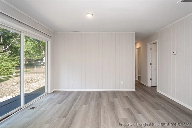 Building Photo - 675 Wiltshire Rd